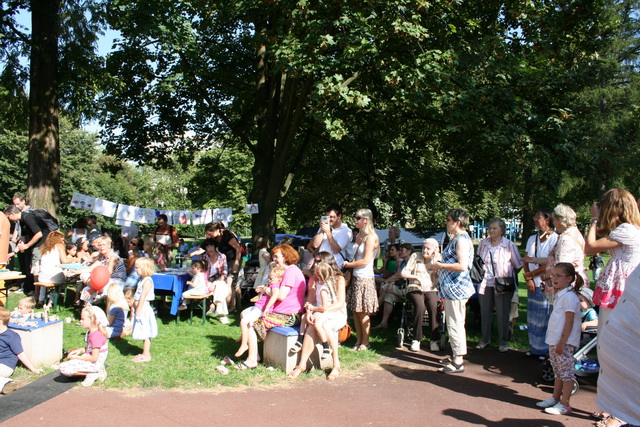 gal/2009/2009 Kinderfest Folkwang - Kinder fuehren Kinder 15.09/IMG_8001.JPG